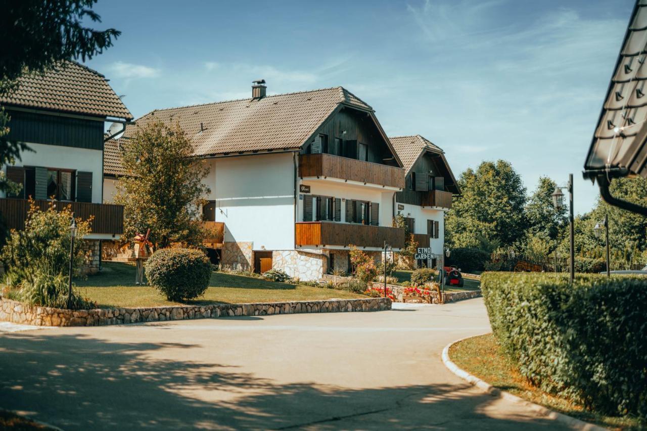 Etno Garden Apartments Plitvica selo Bagian luar foto